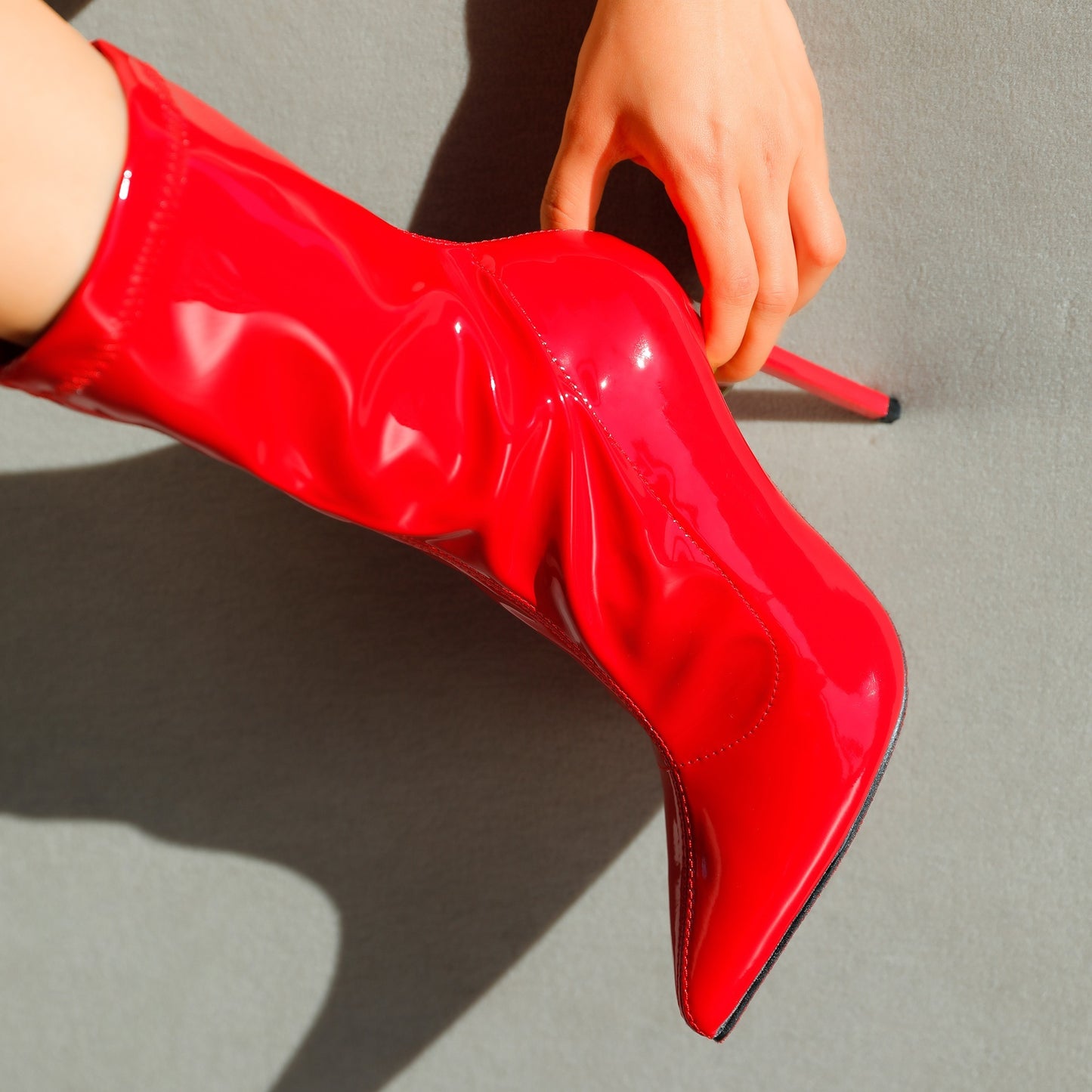 Women's Patent Leather PU Mid-Calf Boots Pointy Toe Side Zipper Fashion Comfy Sexy Kitten Heel Boots