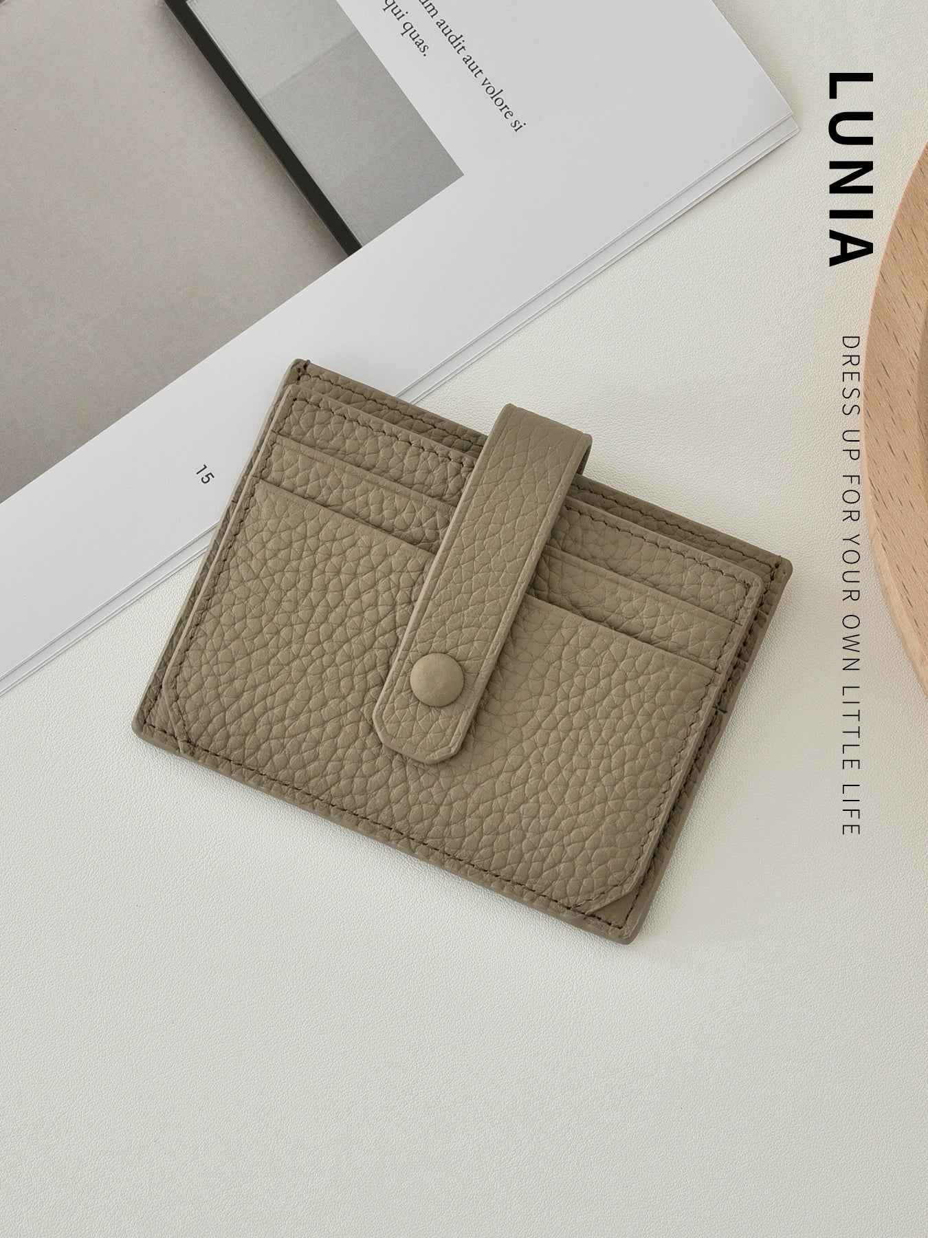 Ultra-Thin Women's Card Holder