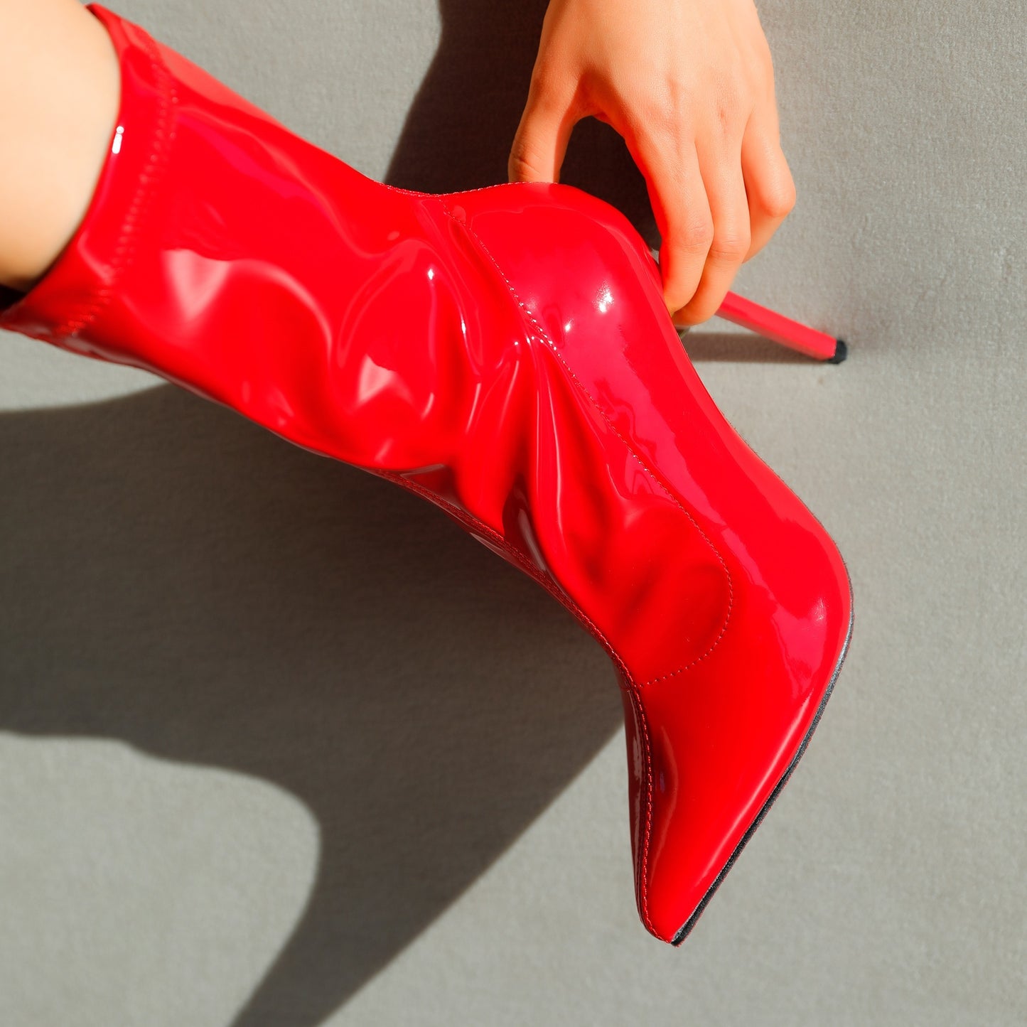 Women's Patent Leather PU Mid-Calf Boots Pointy Toe Side Zipper Fashion Comfy Sexy Kitten Heel Boots