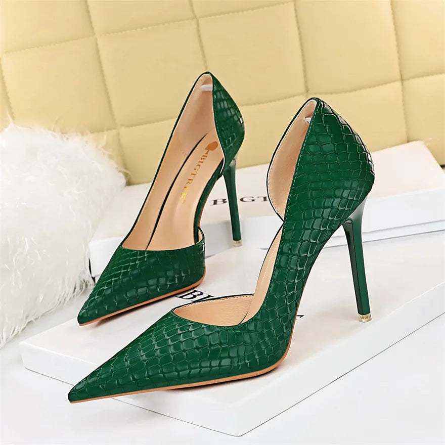 Retro Snake Print Show Thin Women Pumps