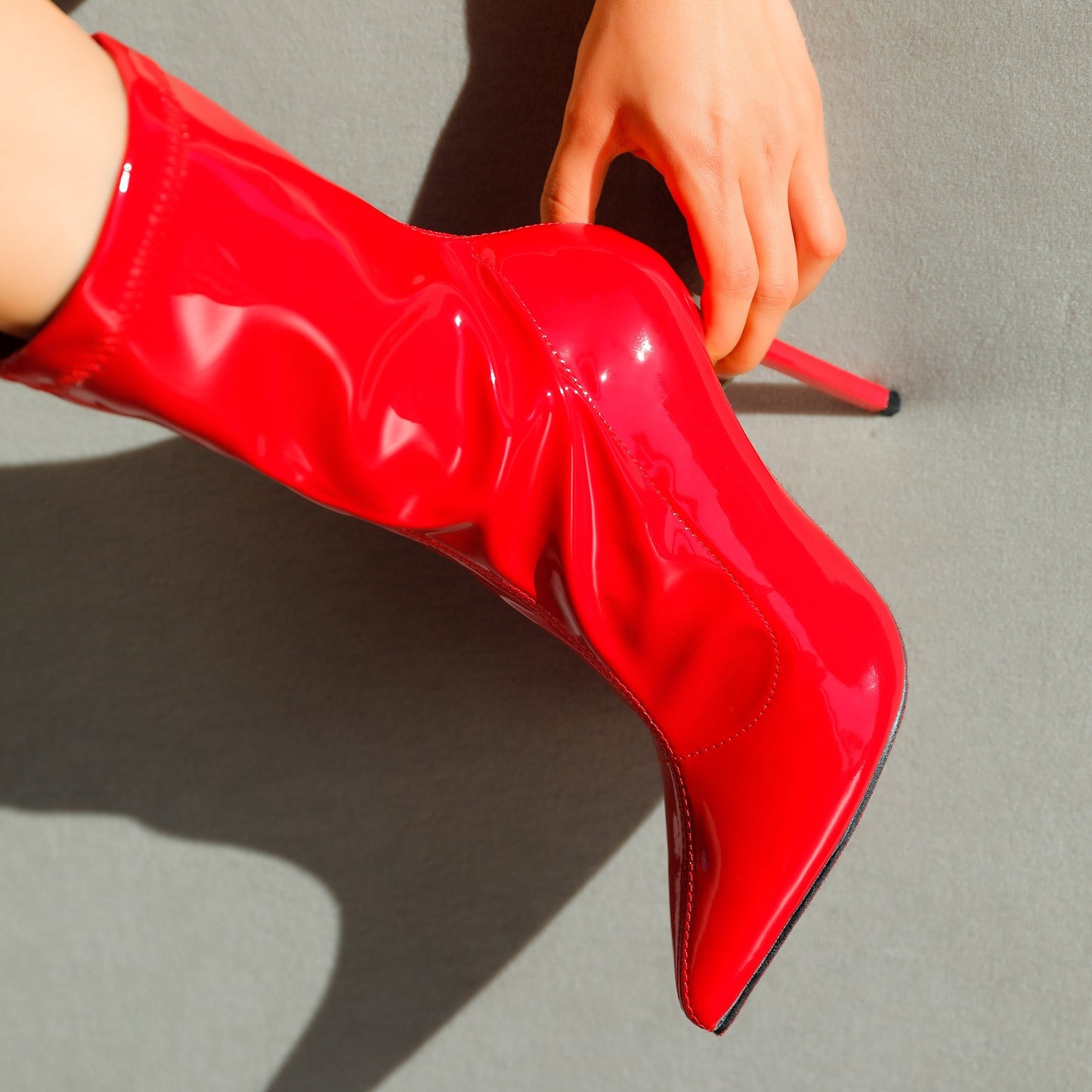 Women's Patent Leather PU Mid-Calf Boots Pointy Toe Side Zipper Fashion Comfy Sexy Kitten Heel Boots